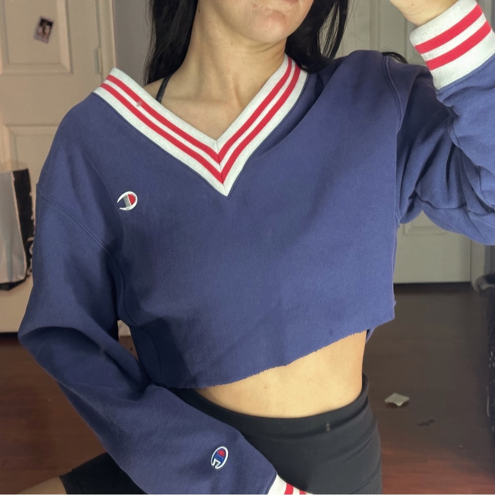 Champion cropped crew